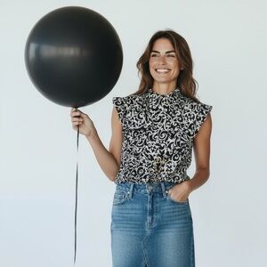 Candie's Black and White Patterned Blouse